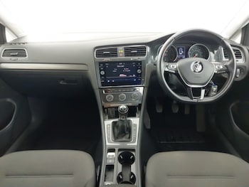 Used Volkswagen Golf 2019 for sale - 78318009: Photo