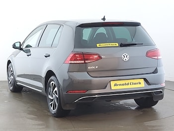 Used Volkswagen Golf 2019 for sale - 78318009: Photo