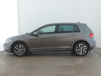 Used Volkswagen Golf 2019 for sale - 78318009: Photo
