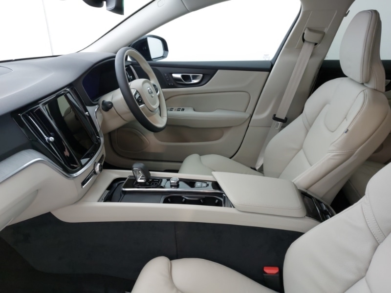 Used Volvo V60 2025 for sale - 77169035: Photo 5