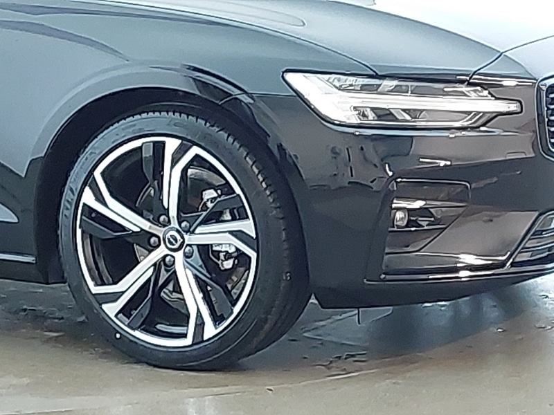 Used Volvo V60 2025 for sale - 77169035: Photo 9