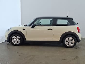 Used MINI Hatch 2018 for sale - 79647565: Photo