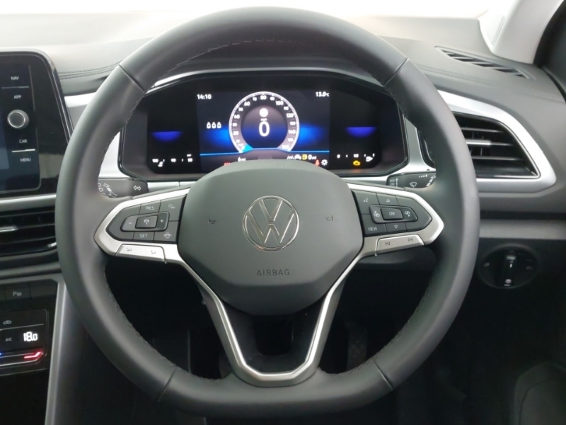 Used Volkswagen T-Roc 2025 for sale - 76983110: Photo 13