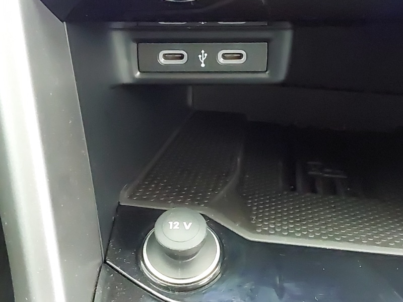 Used Volkswagen T-Roc 2025 for sale - 76983110: Photo 18