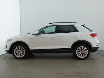 Used Volkswagen T-Roc 2025 for sale - 76983110: Photo