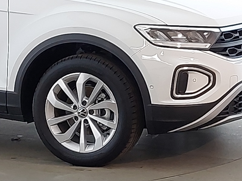 Used Volkswagen T-Roc 2025 for sale - 76983110: Photo 9