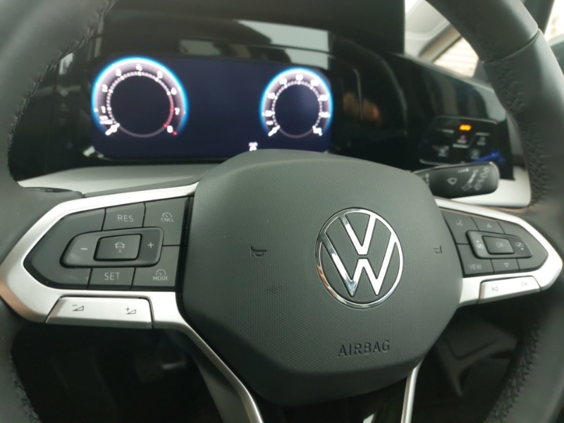 Used Volkswagen Golf 2024 for sale - 76970200: Photo 15