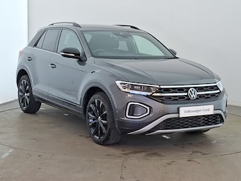 Used Volkswagen T-Roc 2023 for sale - 78994439: Photo