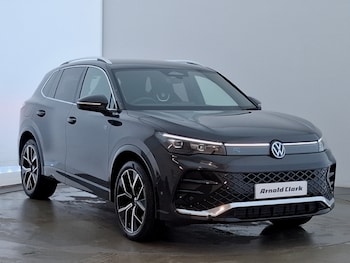 2025 - 2.0 TDI R-Line 5dr DSG