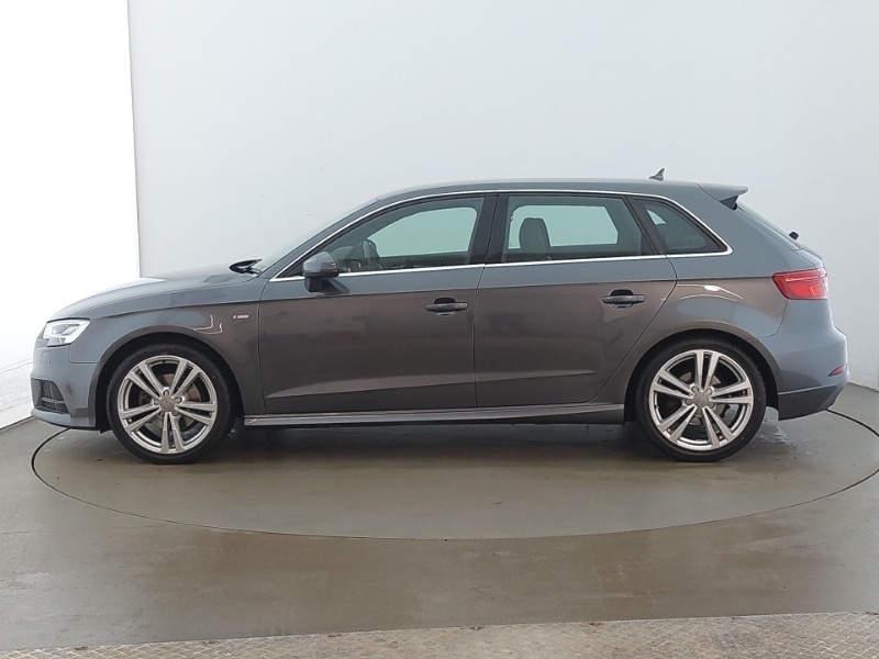 Used Audi A3 2017 for sale - 77761122: Photo 4