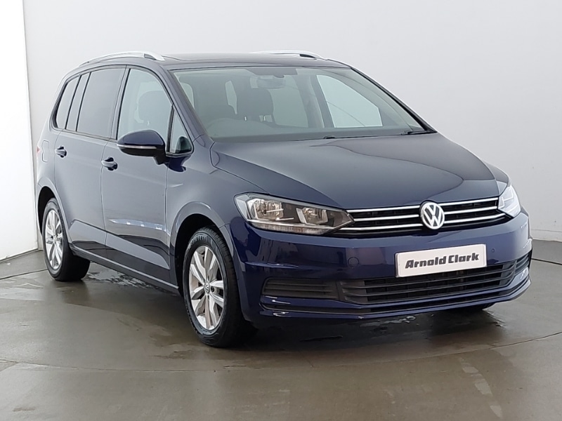 Used Volkswagen Touran 2019 for sale - 76571557: Photo 1