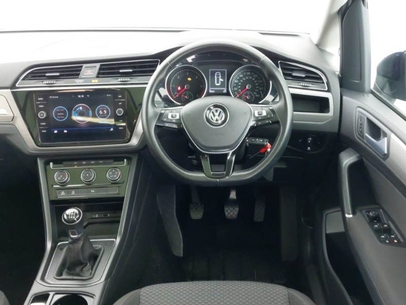 Used Volkswagen Touran 2019 for sale - 76571557: Photo 7