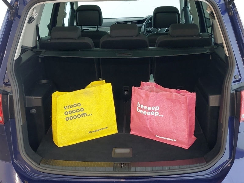 Used Volkswagen Touran 2019 for sale - 76571557: Photo 8