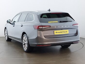 Used Skoda Superb 2024 for sale - 78132770: Photo