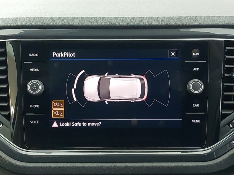 Used Volkswagen T-Roc 2018 for sale - 76795547: Photo 11