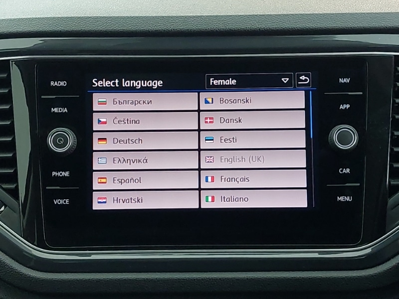 Used Volkswagen T-Roc 2018 for sale - 76795547: Photo 17