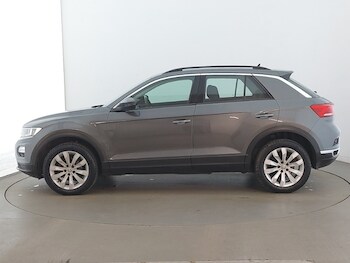 Used Volkswagen T-Roc 2019 for sale - 77585317: Photo
