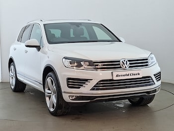 Used Volkswagen Touareg 2017 for sale - 79549942: Photo