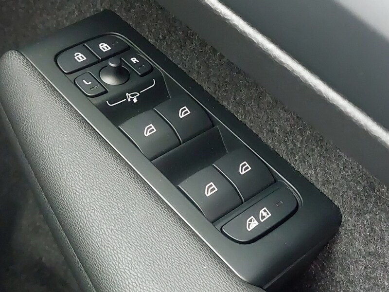 Used Volvo XC40 2025 for sale - 78013510: Photo 18