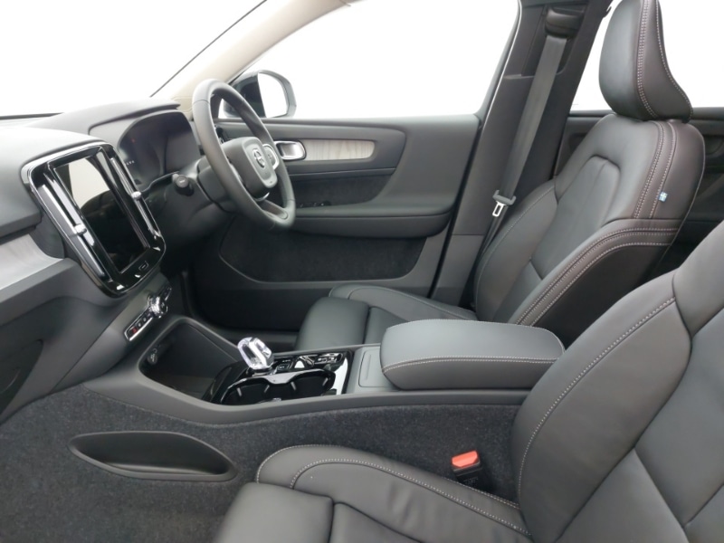 Used Volvo XC40 2025 for sale - 78013510: Photo 5