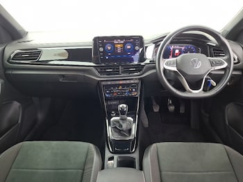 Used Volkswagen T-Roc 2023 for sale - 79432887: Photo