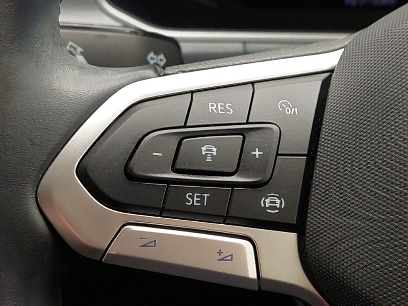 Used Volkswagen T-Roc 2022 for sale - 76183532: Photo 18