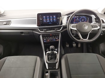 Used Volkswagen T-Roc 2022 for sale - 76183532: Photo