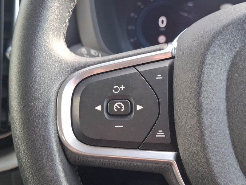 Used Volvo XC60 2022 for sale - 77018662: Photo 16