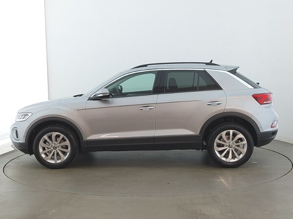 Used Volkswagen T-Roc 2025 for sale - 75645103: Photo 4