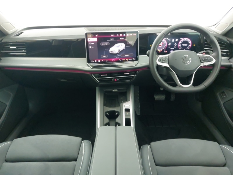 Used Volkswagen Passat 2025 for sale - 76613869: Photo 2