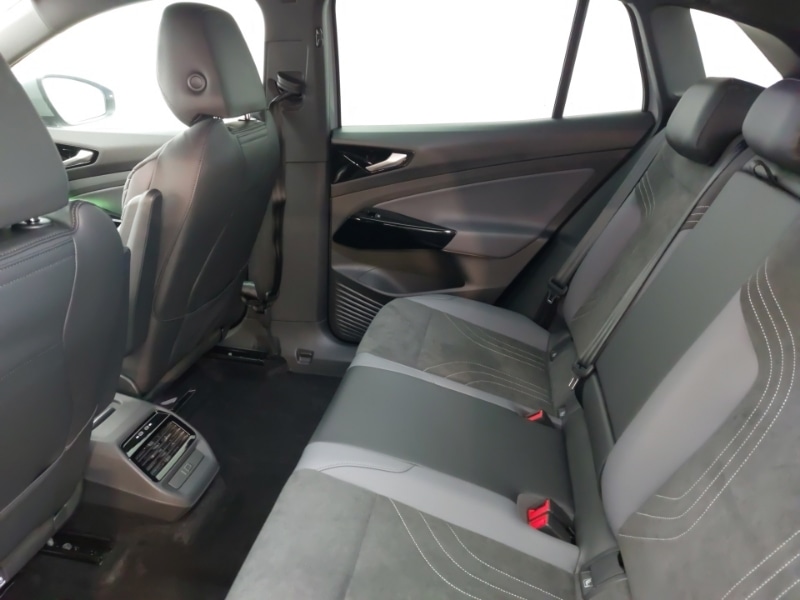 Used Volkswagen ID4 2025 for sale - 76120842: Photo 6