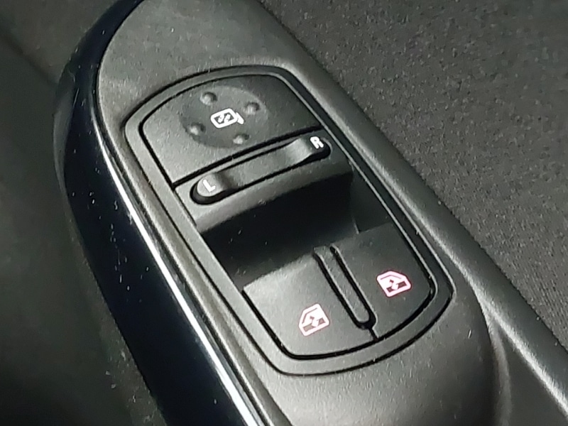 Used Vauxhall Corsa 2019 for sale - 76613872: Photo 18