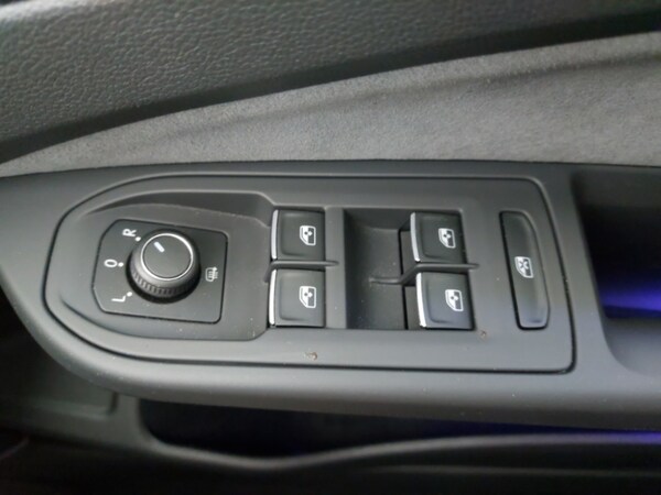 Used Volkswagen Golf 2024 for sale - 75219658: Photo 15