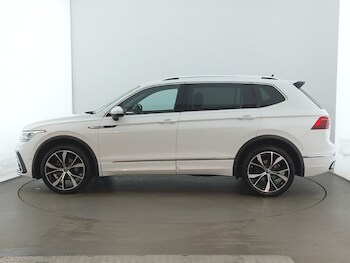 Used Volkswagen Tiguan Allspace 2022 for sale - 76834105: Photo