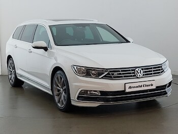 Used Volkswagen Passat 2017 for sale - 77213924: Photo