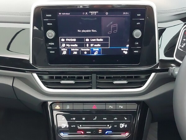 Used Volkswagen T-Roc 2025 for sale - 75550648: Photo 14