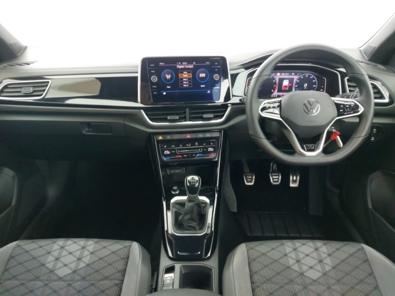 Used Volkswagen T-Roc 2023 for sale - 77689655: Photo 2