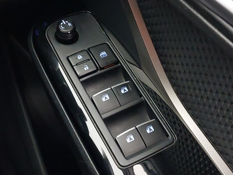 Used Toyota C-HR 2018 for sale - 77034882: Photo 19