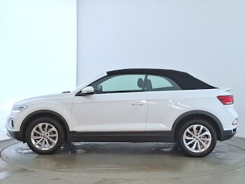 Used Volkswagen T-Roc 2024 for sale - 76150853: Photo 4