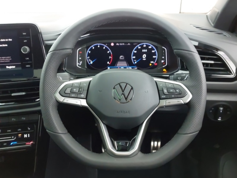 Used Volkswagen T-Roc 2025 for sale - 77228758: Photo 13