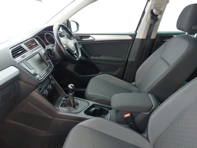 Used Volkswagen Tiguan 2016 for sale - 77750991: Photo 5