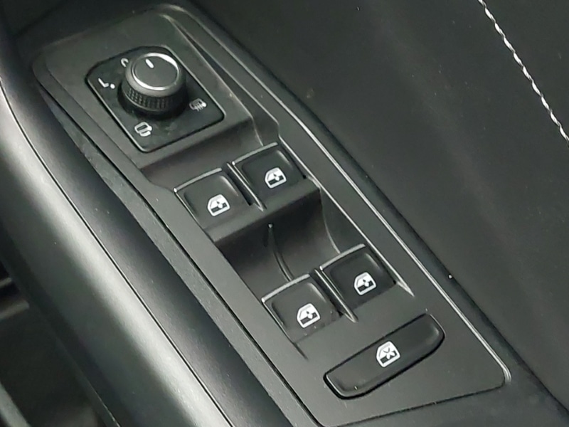 Used Volkswagen T-Roc 2022 for sale - 77942770: Photo 19