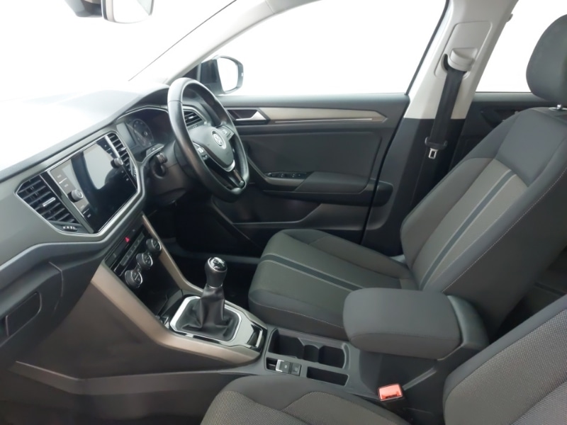 Used Volkswagen T-Roc 2020 for sale - 76606267: Photo 5