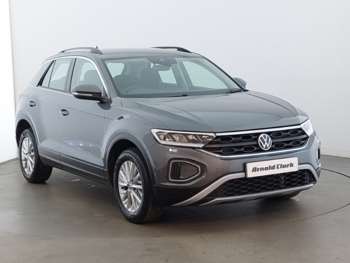 Used Volkswagen T-Roc 2023 for sale - 75262876: Photo