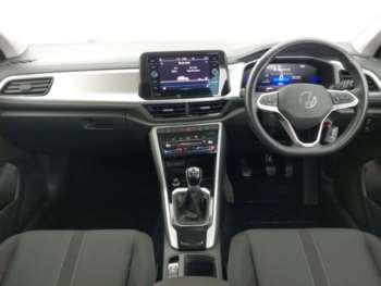 Used Volkswagen T-Roc 2023 for sale - 75262876: Photo