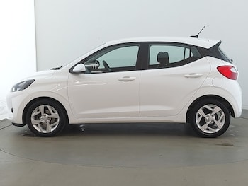 Used Hyundai i10 2022 for sale - 77004539: Photo