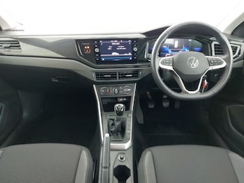 Used Volkswagen Polo 2023 for sale - 76526432: Photo