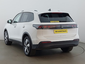 Used Volkswagen Tiguan 2024 for sale - 77544420: Photo