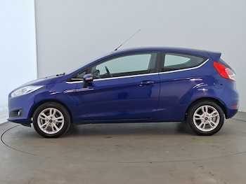 Used Ford Fiesta 2016 for sale - 79432880: Photo