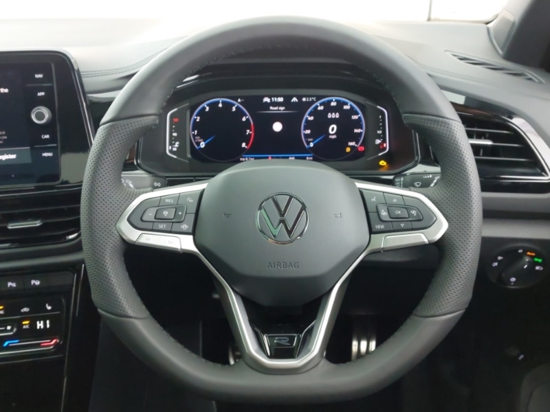 Used Volkswagen T-Roc 2025 for sale - 77223473: Photo 13